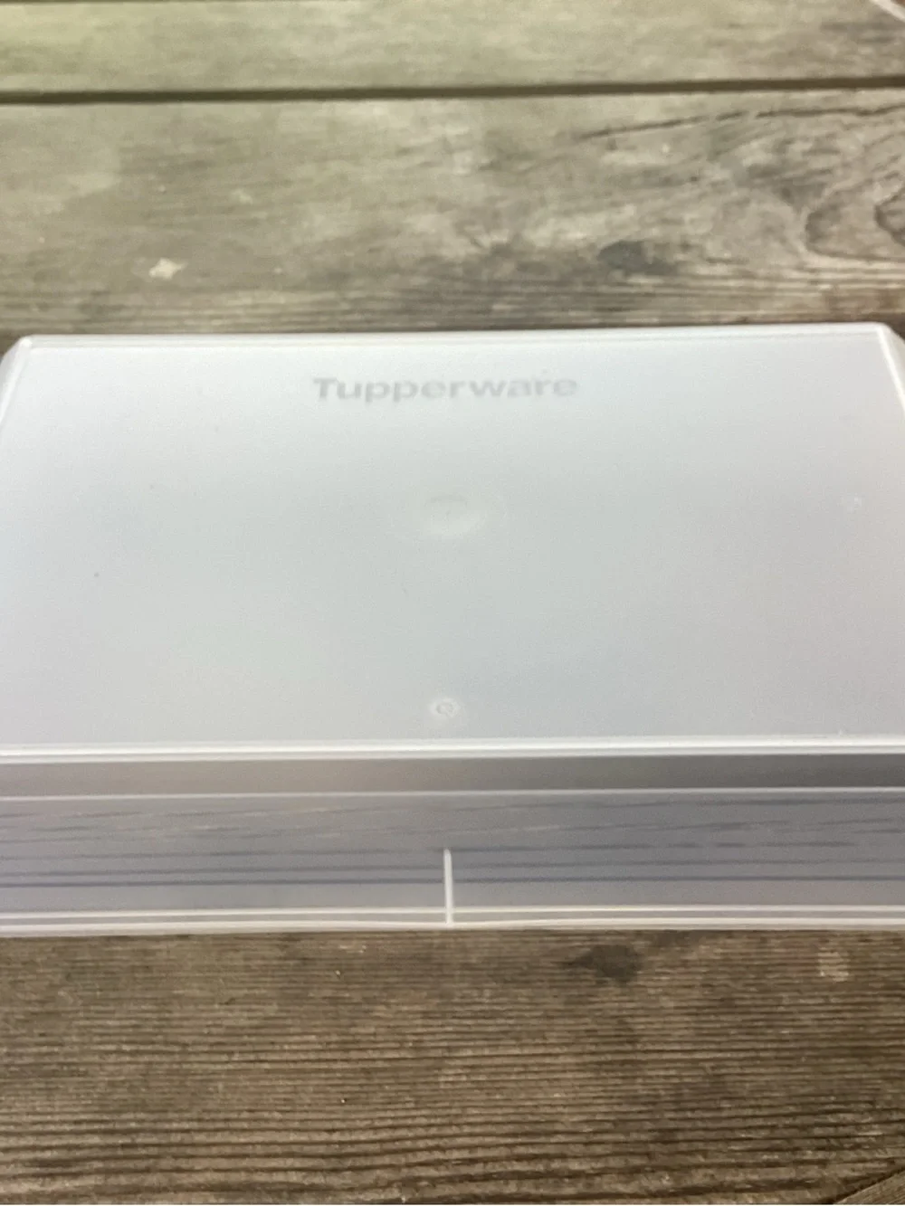 Tupperware snack stor